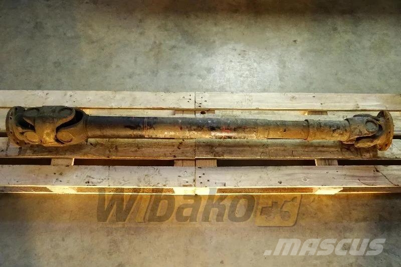 Hanomag 70E Cardan drive shaft / Gelenkwelle / Wał pędny  Osovine