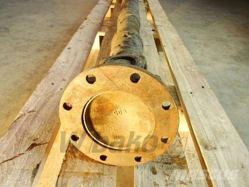 Hanomag 70E Cardan drive shaft / Gelenkwelle / Wał pędny  Osovine
