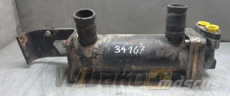Hanomag NN Oil cooler / Ölkühler / Chłodnica oleju Motori za građevinarstvo