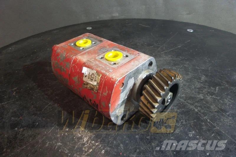 HPI 01137063 W1443569 Gear pump / Zahnpumpe / Pomp Hydraulik