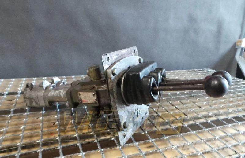 Hydreco V0605ABG50L 033030/85 Joystick / Joystick / Dżojst Hydrauliikka