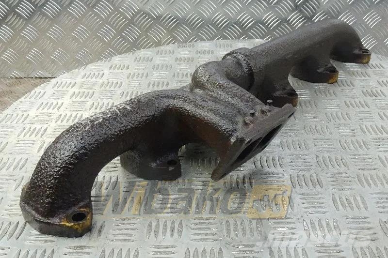 International Harvester TD15 Exhaust manifold / Abgaskrümmer / Motorer