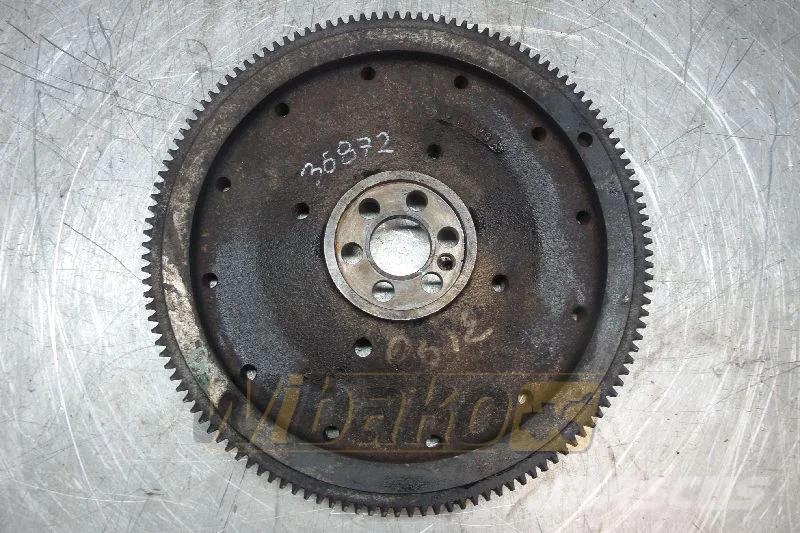 Isuzu 6BD1TLE-05 YSA439 Flywheel / Schwungrad / Koło zam Motorji