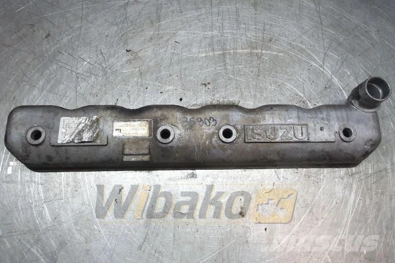 Isuzu 6BG1TPC-01 Cylinder head cover / Zylinderkopfhaub Dzinēji