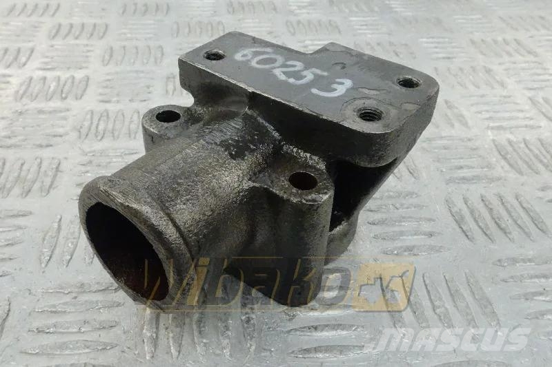 Iveco 4898669 Thermostat housing / Obudowa termostatu 发动机
