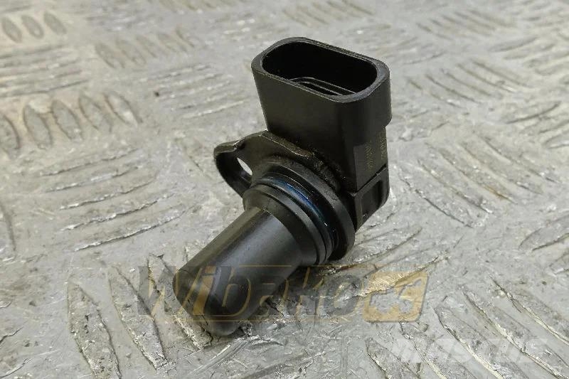JCB 25378903 Rotation sensor / Rotationssensor / Czujn Motorer