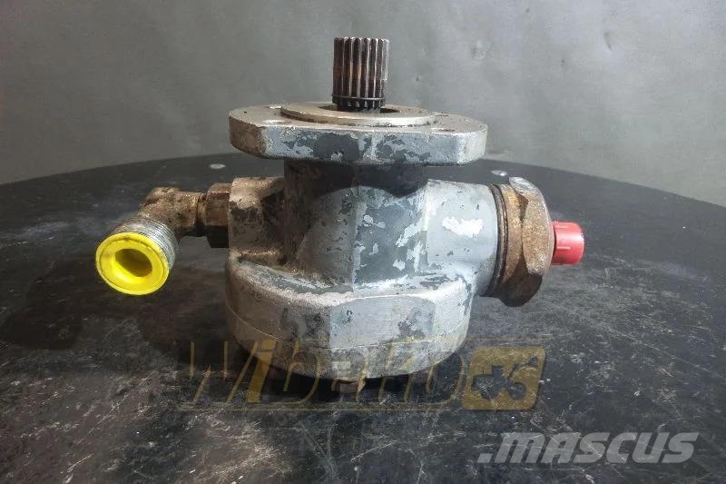  Jihostroj 12-L2 503-038 Gear pump / Zahnpumpe / Po Hidraulice