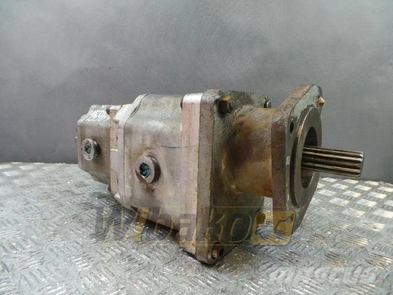  Jihostroj U80/32L 8806025 Gear pump / Zahnpumpe /  Hydraulika