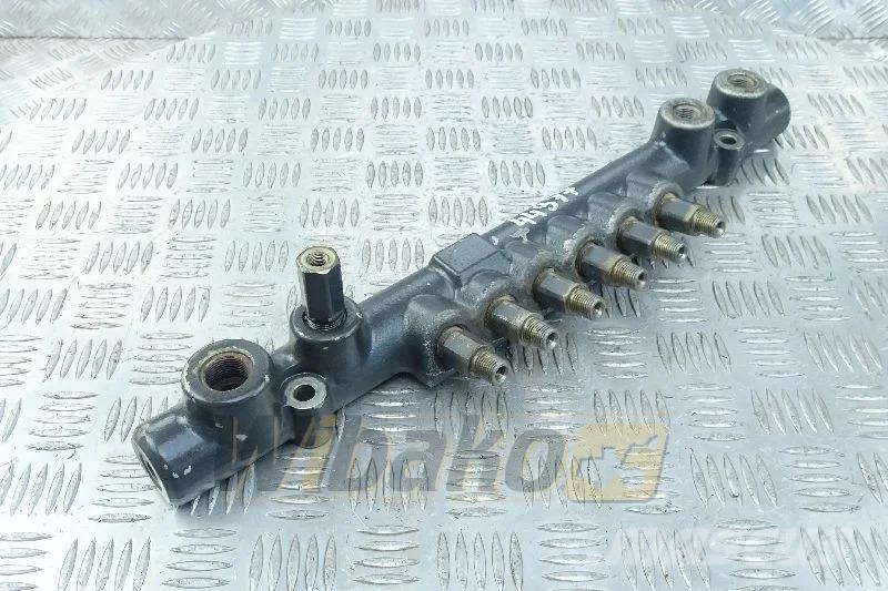 Komatsu 6D125E-3 6217-71-1211 Common rail / Listwa paliwow Motores