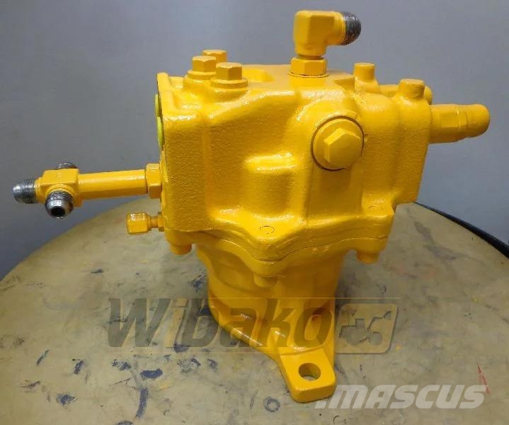 Komatsu 706-75-01070 Swing motor / Drehmotor / Silnik obro Hydraulik
