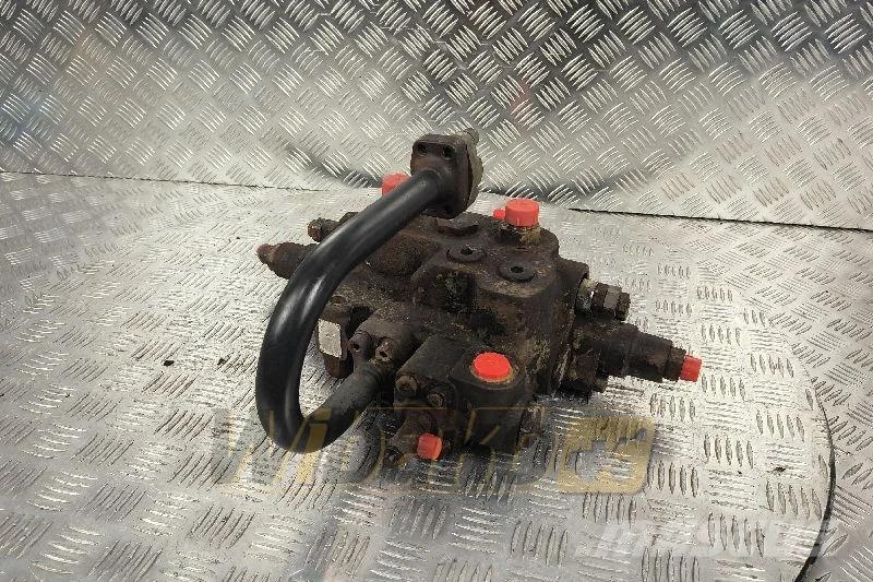 Komatsu C0110-50039 Control valve / Steuerventil / Rozdzi Hydraulika