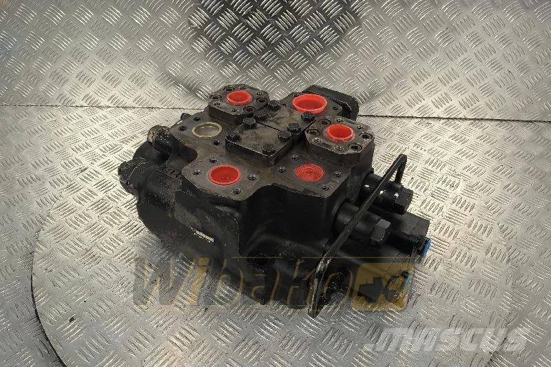 Komatsu CMT01582 M/2 Distributor / Hydraulik Verteiler / R Hidrolik