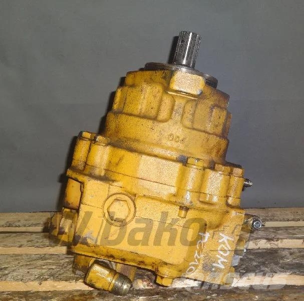 Komatsu PC210-3 Swing motor / Drehmotor / Silnik obrotu Hydraulik