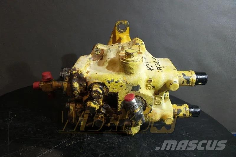 Komatsu PC240-5 Swing motor / Drehmotor / Silnik obrotu Hidráulicos