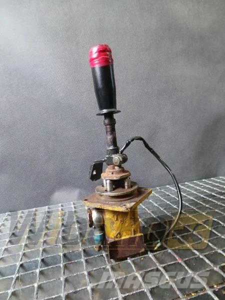 Komatsu PC300-5 Joystick / Joystick / Dżojstik Hydraulika