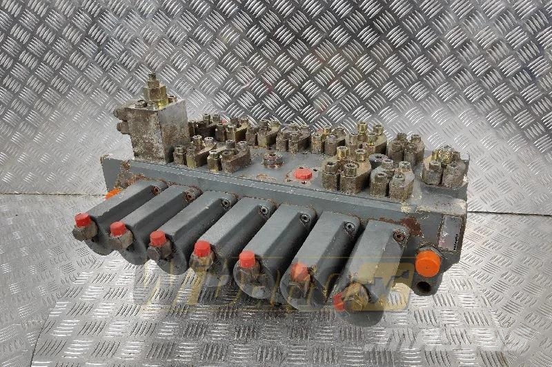 Liebherr 10013946 R900774368 Control valve / Steuerventil / Hydraulikk