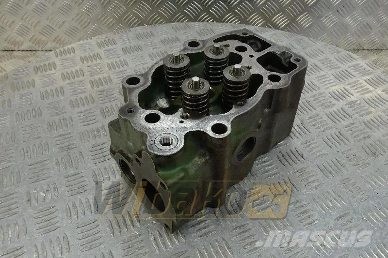 Liebherr 10116756 Cylinder head / Zylinderkopf / Głowica Motoare