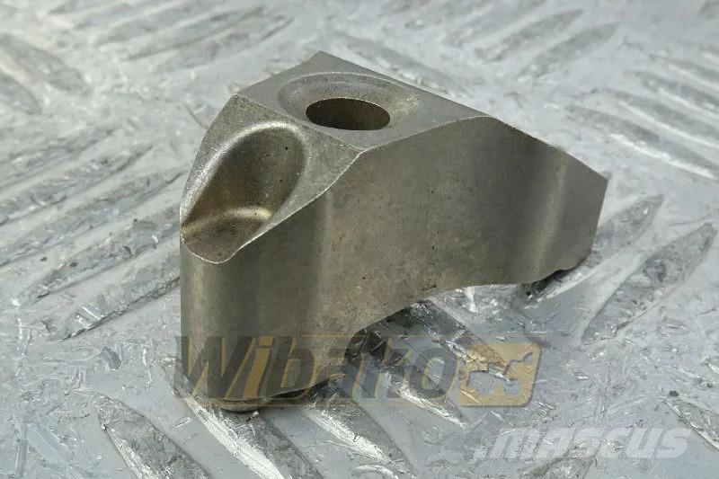 Liebherr 11403994 Injector holder / Uchwyt wtryskiwacza Motores