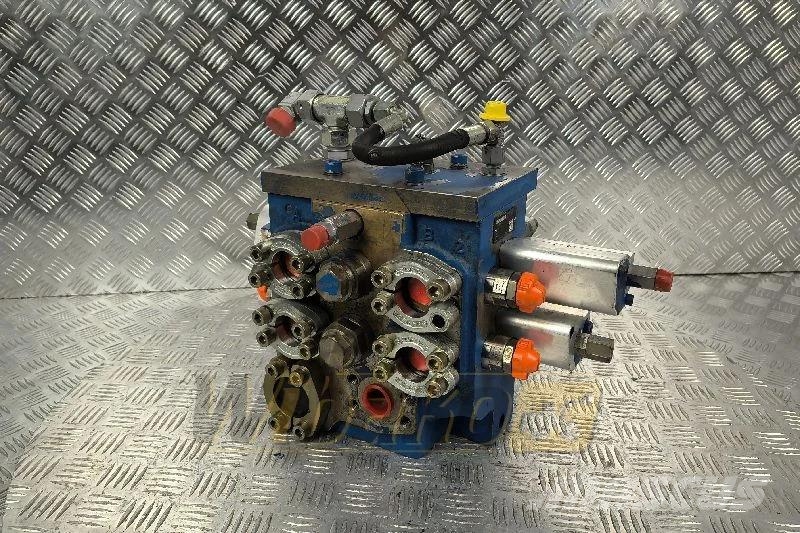Liebherr 11450672 R901325876 Control valve / Steuerventil / Hidraulika