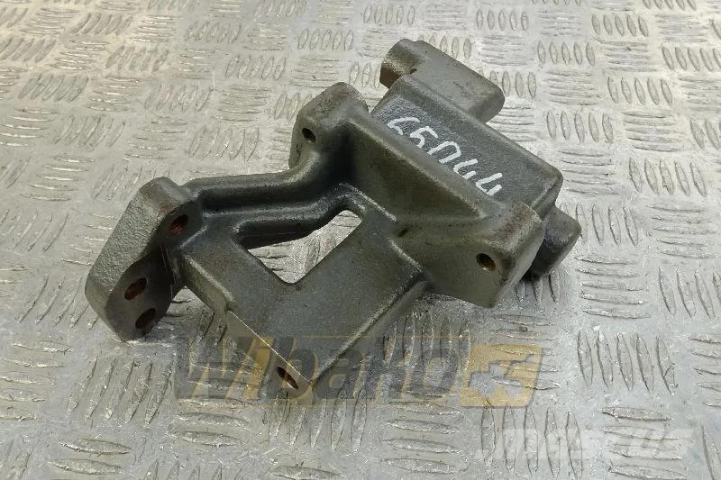 Liebherr 3022209 Alternator bracket / Lichtmaschinenhalter  Двигуни