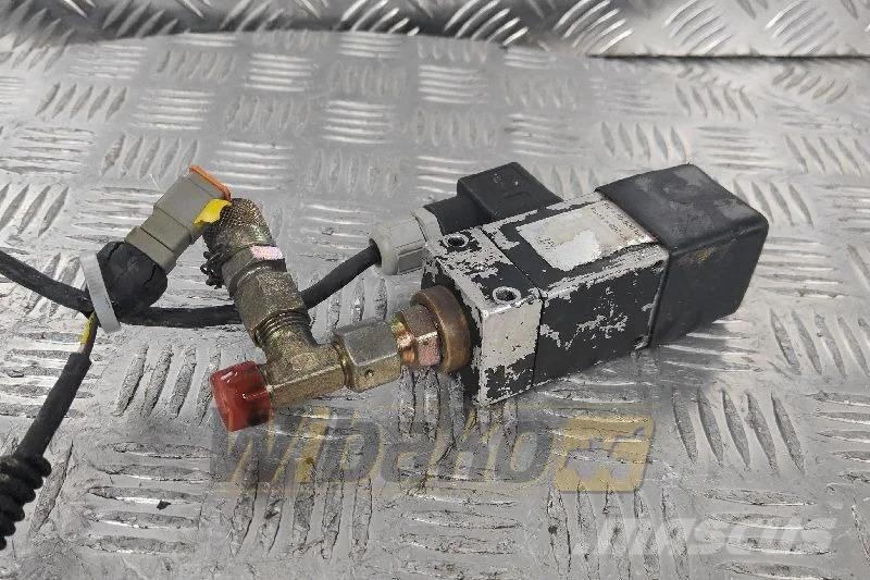 Liebherr 317 E-1 Valve set / Ventilsatz / Zestaw zaworów Hidraulika