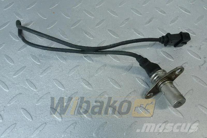 Liebherr 635867001 Speed sensor / Drehzahlsensor / Czujnik Motorer