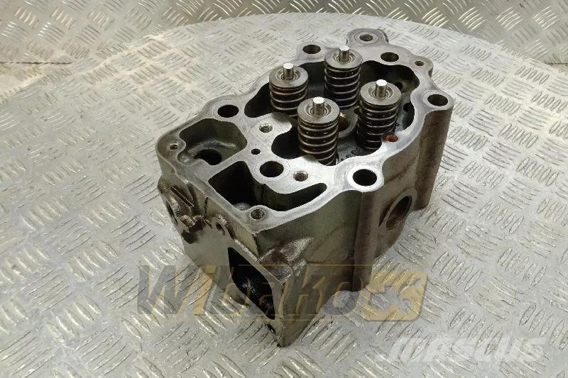 Liebherr 9079952 Cylinder head / Zylinderkopf / Głowica Motores