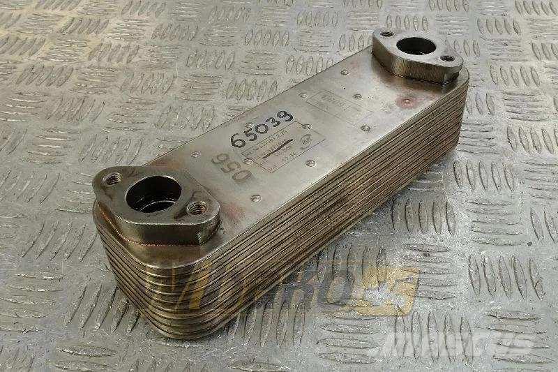 Liebherr 9271046 Oil cooler / Ölkühler / Chłodnica oleju Motorji