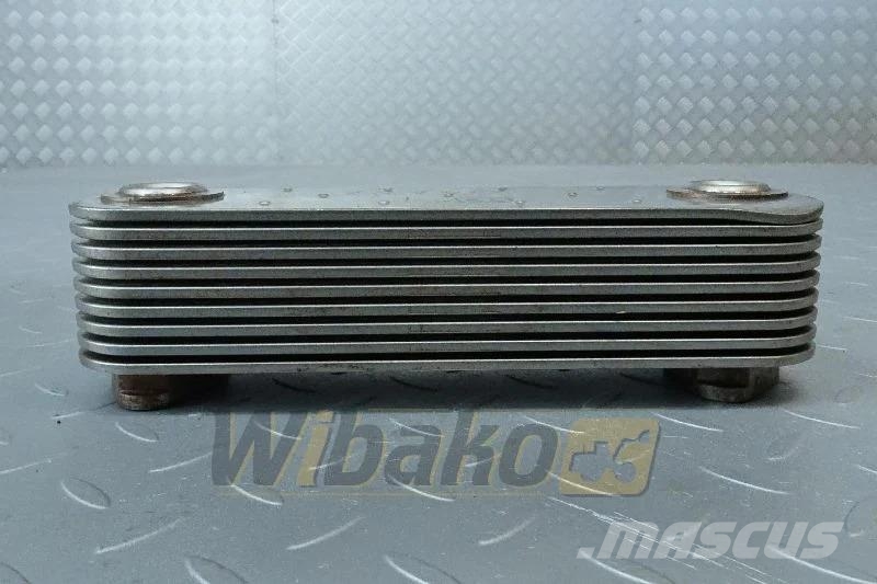 Liebherr 9271046 Oil cooler / Ölkühler / Chłodnica oleju エンジン
