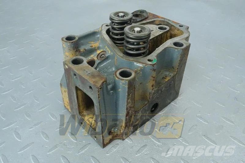 Liebherr 9274248 Cylinder head / Zylinderkopf / Głowica محركات