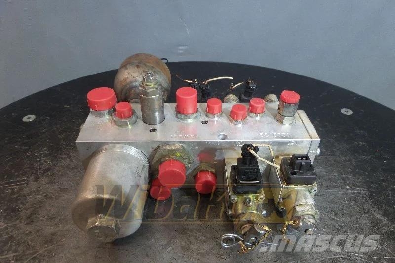 Liebherr OF7428A Valve set / Ventilsatz / Zestaw zaworów Гідравліка