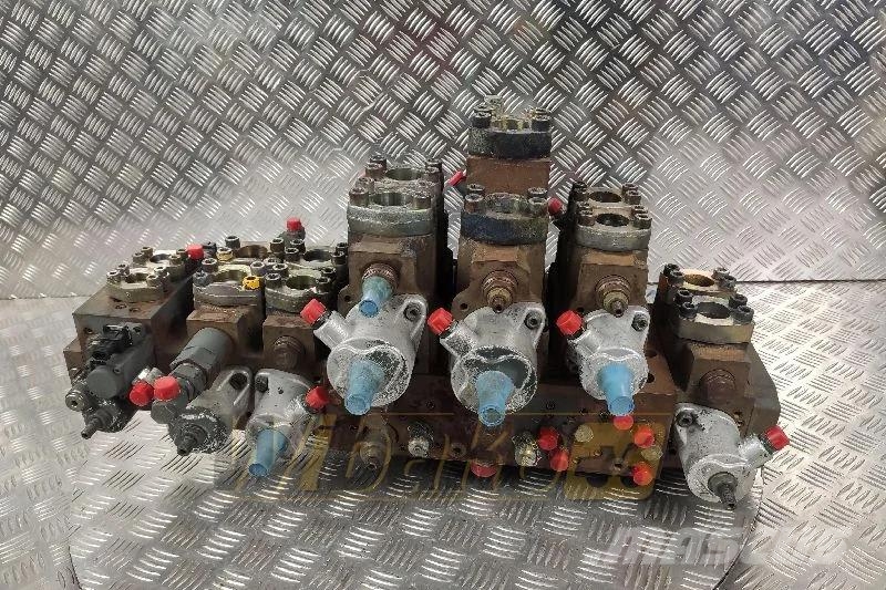 Liebherr R924C Control valve / Steuerventil / Rozdzielacz Hidraulika