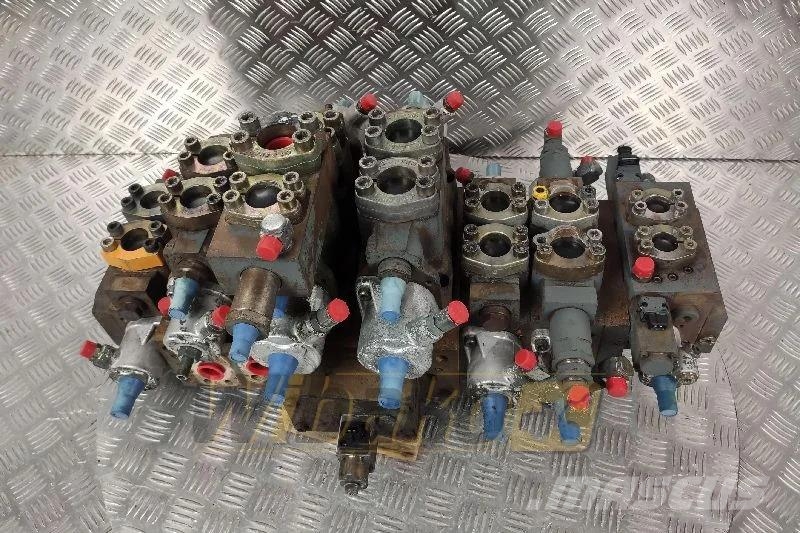Liebherr R924C Control valve / Steuerventil / Rozdzielacz Hidraulika