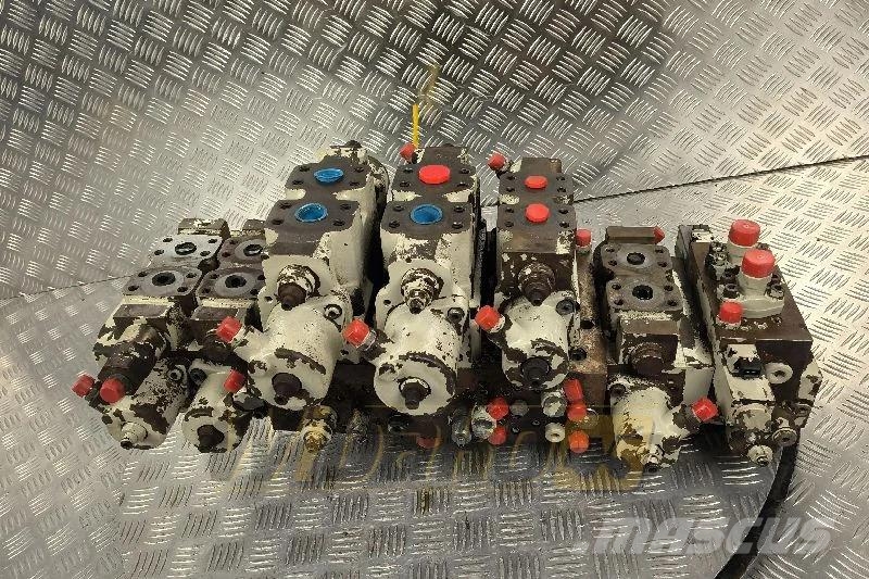 Liebherr R924HDSLI VT57584 Control valve / Steuerventil / R Hidráulicos