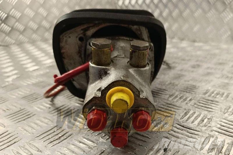 Liebherr VG-7 4/4 9883910-000 Joystick / Joystick / Dżojsti Υδραυλικά