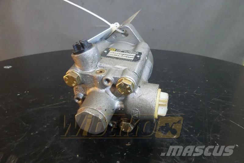  Luk LF73 8101093 04-1222 Gear pump / Zahnpumpe / P Hydraulik