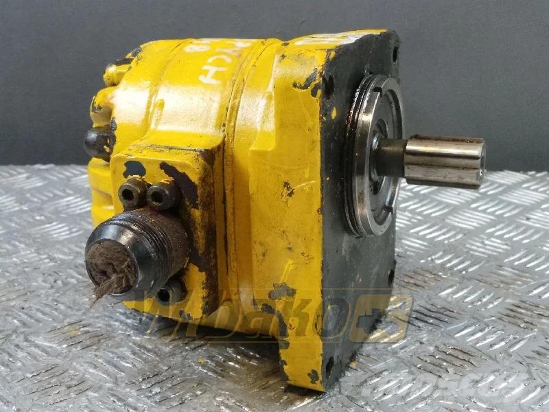 Massey Ferguson Gear pump / Zahnpumpe / Pompa zębata Hidraulikos įrenginiai
