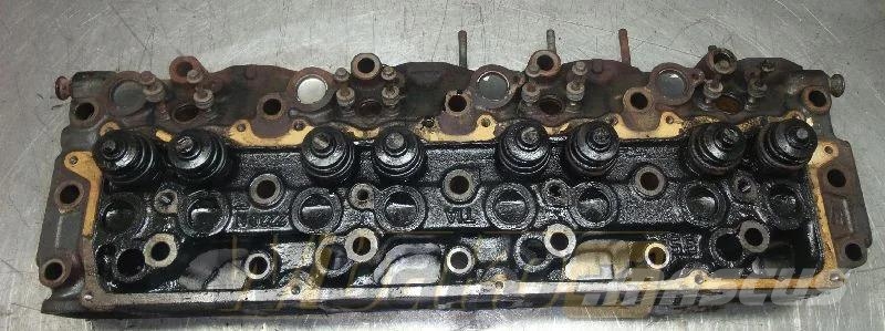 Mitsubishi 8DC9 2226N Cylinder head / Zylinderkopf / Głowica Двигуни