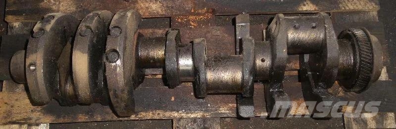 Mitsubishi 8DC9 387S Crankshaft / Kurbelwelle / Wał korbowy Motorer