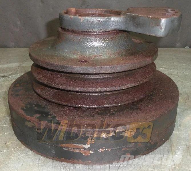 Mitsubishi 8DC9 K0218 Pulley / Riemenscheibe / Koło pasowe Двигуни