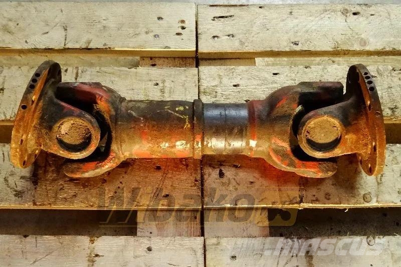 Moxy Cardan drive shaft / Gelenkwelle / Wał pędny karda Essieux