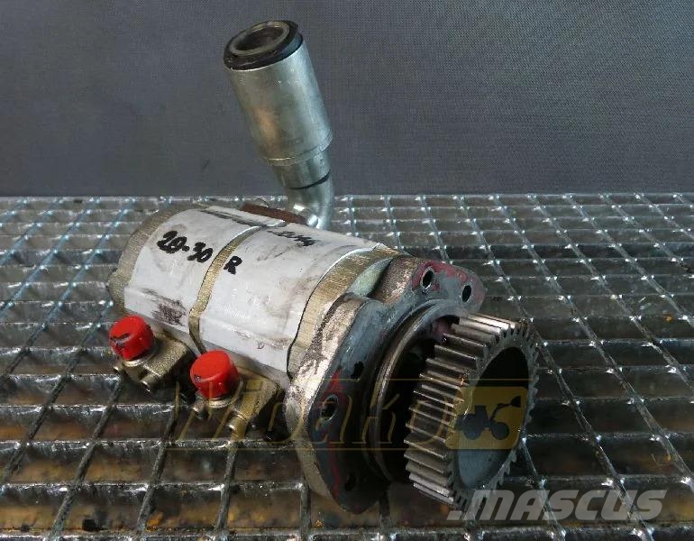 O&K 2224971R Gear pump / Zahnradpumpe / Pompa zębata Hidraulika