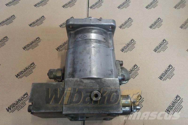 O&K 2244996L Gear pump / Zahnradpumpe / Pompa zębata Hydraulics