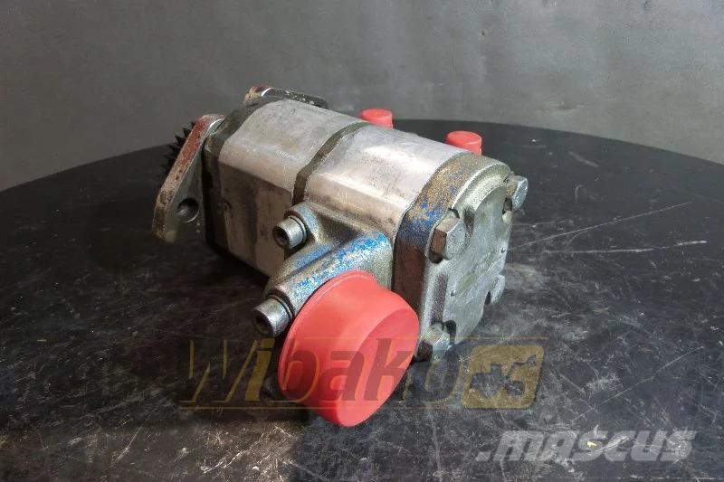 O&K NN Gear pump / Zahnpumpe / Pompa zębata Hydraulics