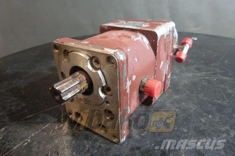 Orsta 186-85 TGL10859 Hydraulic pump / Hydraulikpu Hydraulika