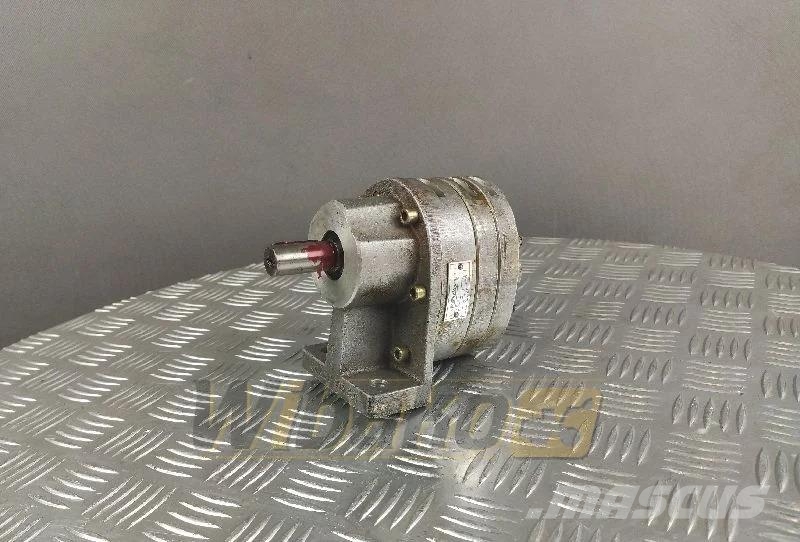  Orsta TGL10852 2697601 Gear pump / Zahnpumpe / Pom Hidravlika