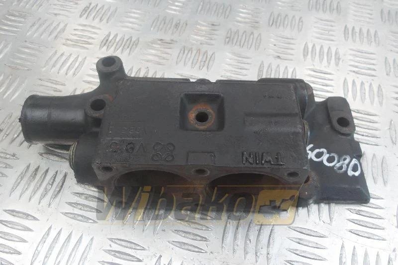 Perkins 3771K121 Thermostat housing / Obudowa termostatu Motores