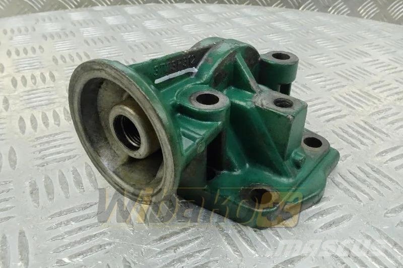 Perkins 4134E016 Oil filter bracket / Ölfilter (Grundlage) محركات