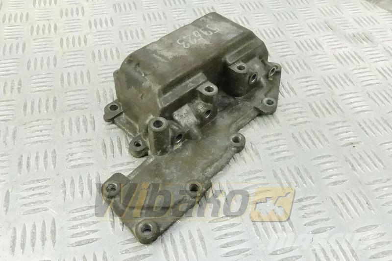 Perkins 4134W025 Oil cooler housing / Obudowa chłodniczki Motores