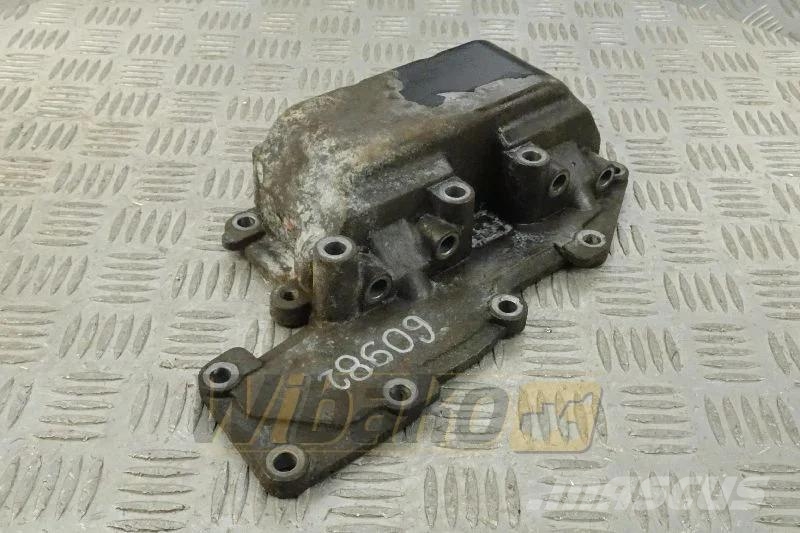 Perkins 4134W025 Oil cooler housing / Obudowa chłodniczki  Motores